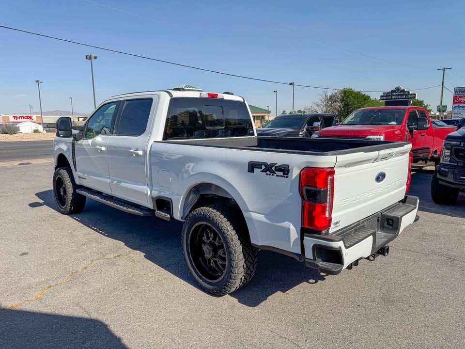 2024 Ford F-250 Image 17