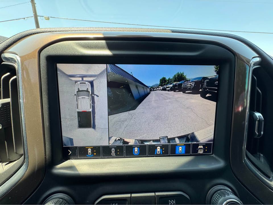 2020 Chevrolet Silverado 1500 Image 2