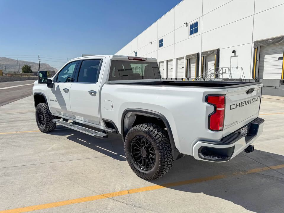 2024 Chevrolet Silverado 1500 Image 12