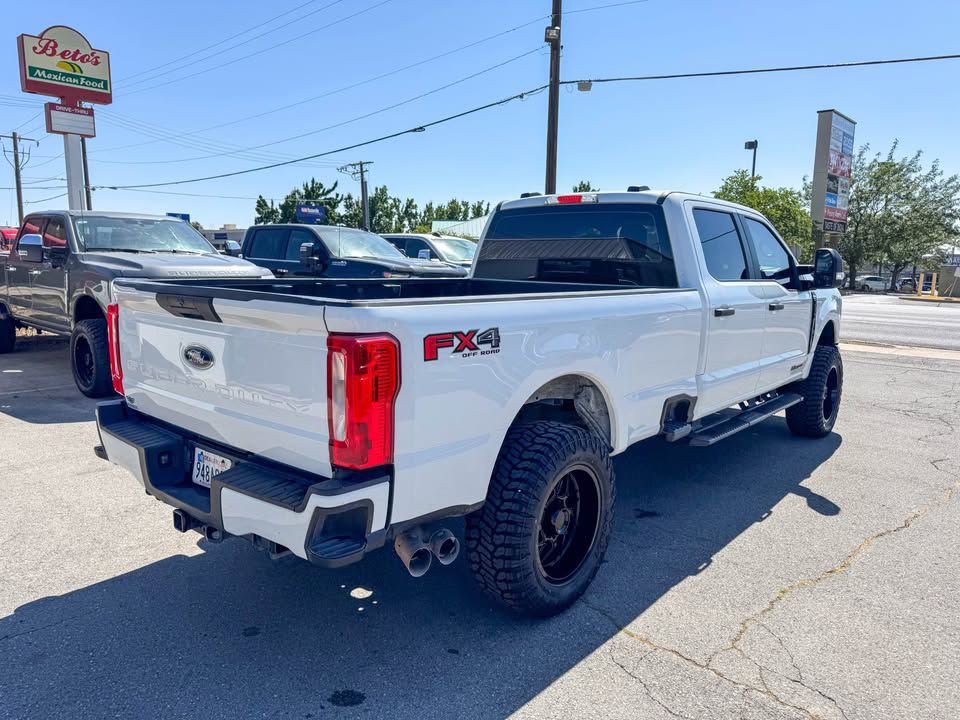 2023 Ford F-250 Image 16