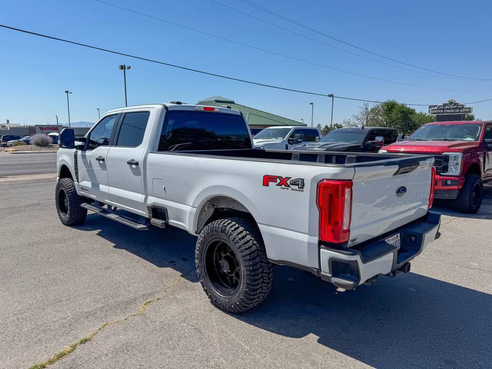 2023 Ford F-250 Image 18