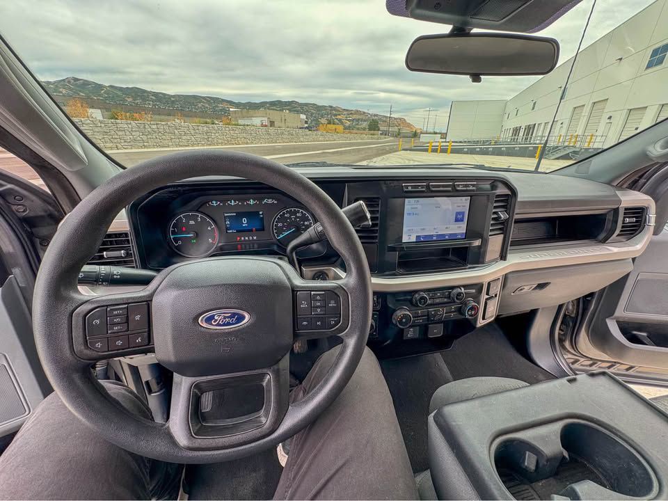 2024 Ford F-250 Image 3