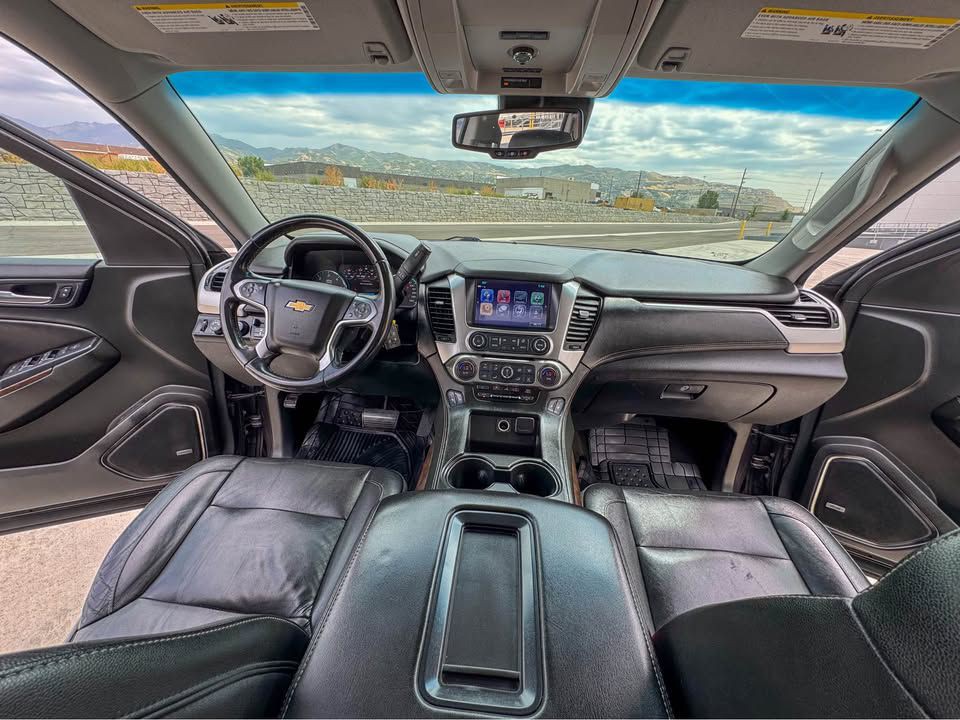 2017 Chevrolet Tahoe Image 6