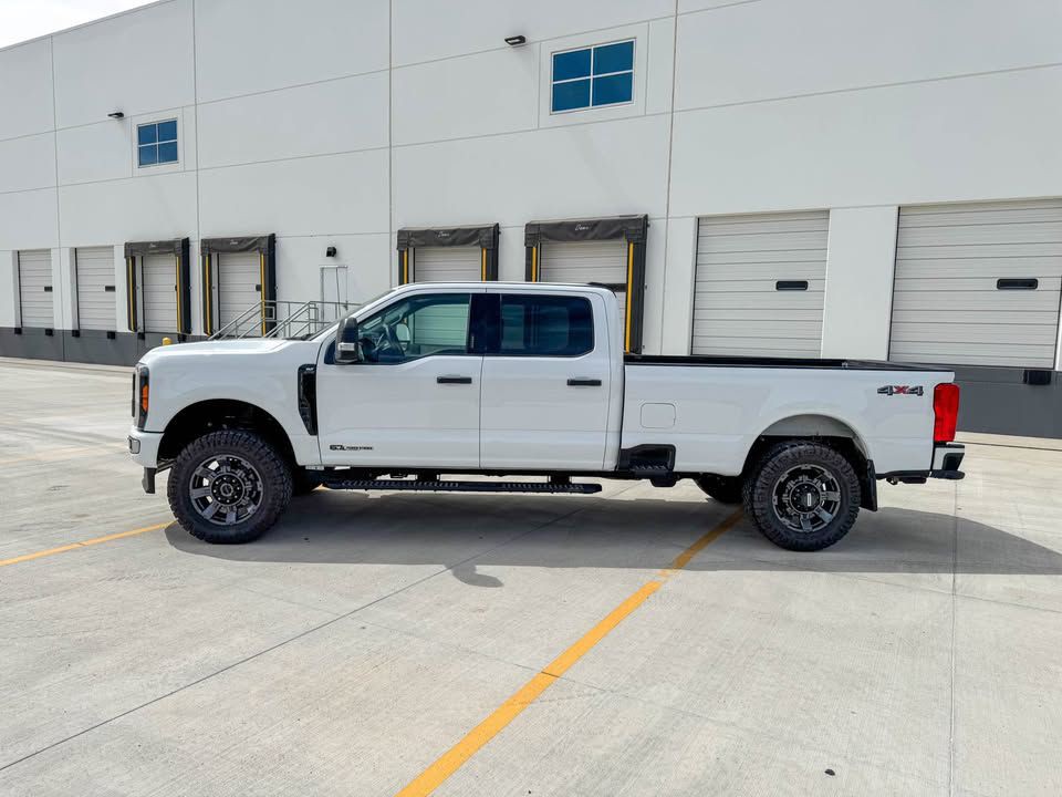 2024 Ford F-350 Image 8