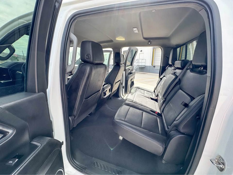 2024 Chevrolet Silverado 1500 Image 3