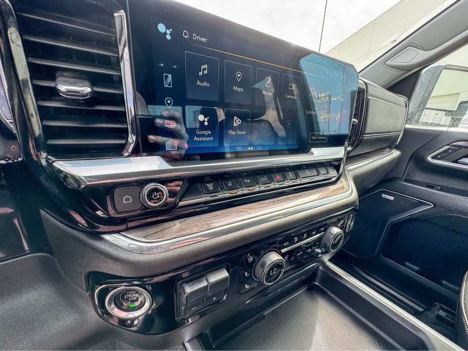 2024 Chevrolet Silverado 1500 Image 4