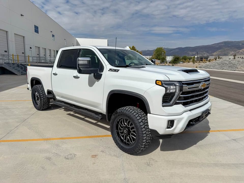 2024 Chevrolet Silverado 1500 Image 16