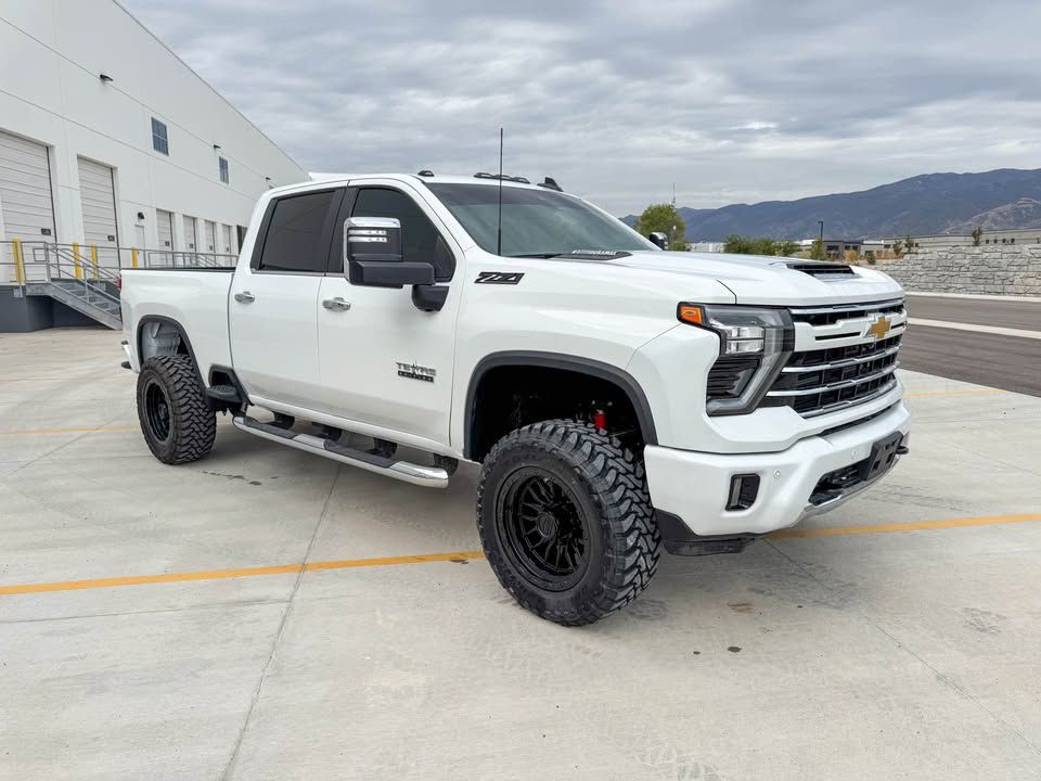 2025 Chevrolet Silverado 1500 Image 16