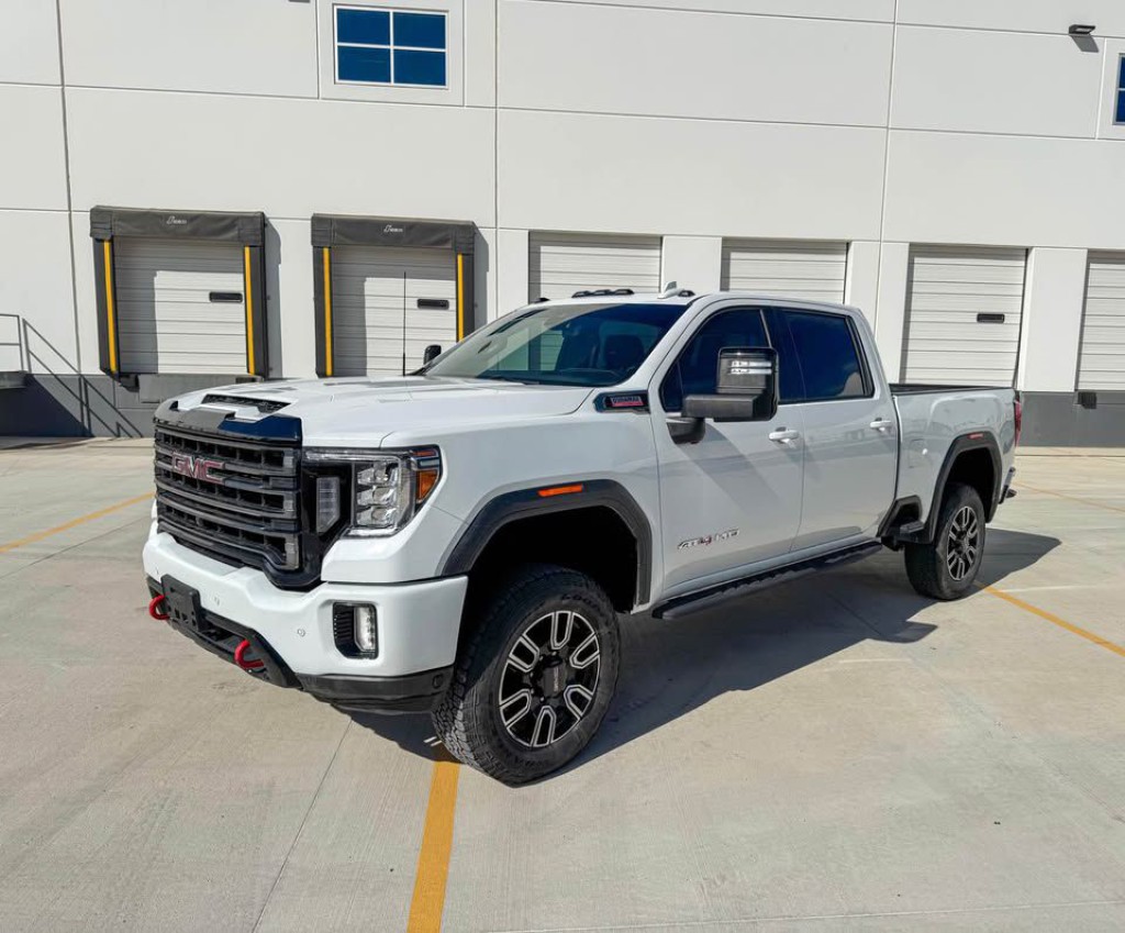 2021 GMC Sierra Image 1