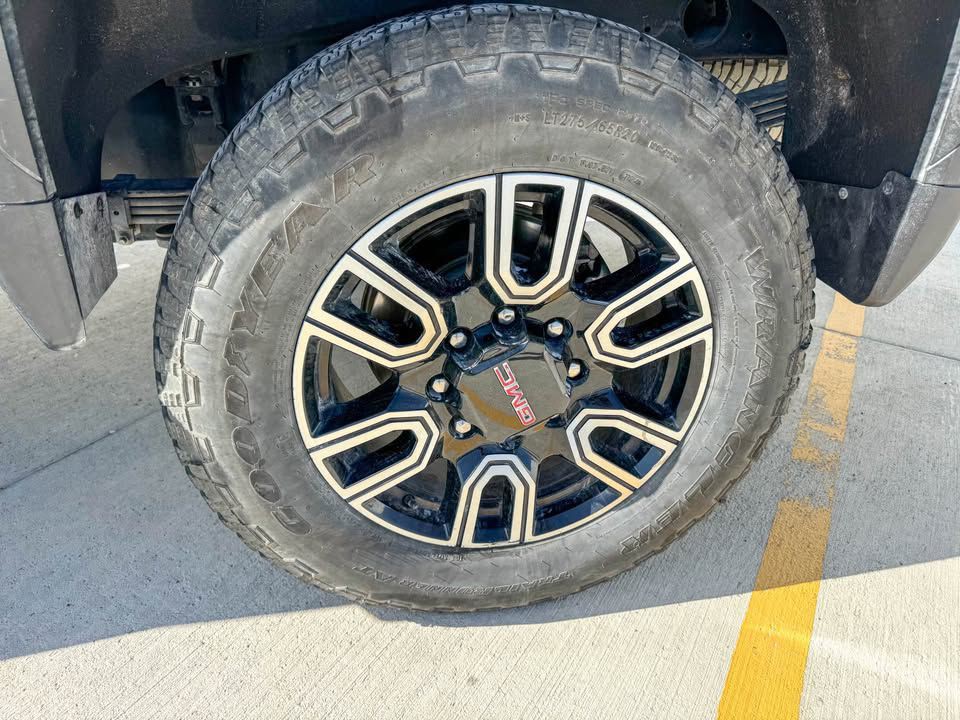 2021 GMC Sierra Image 11