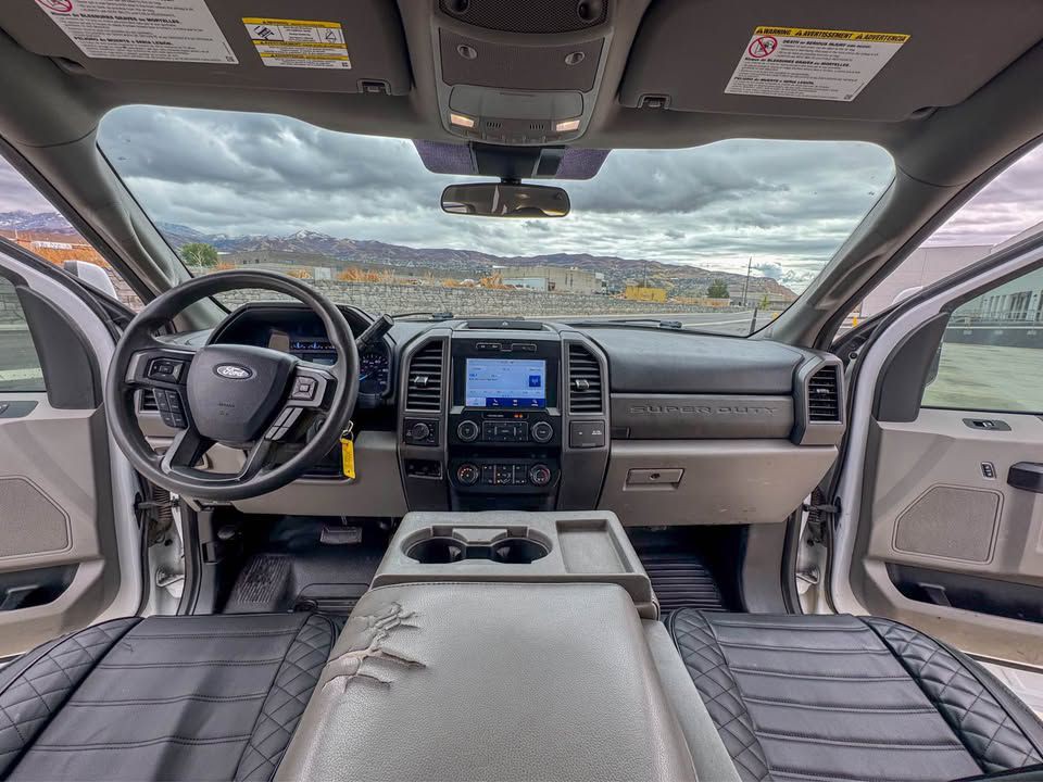 2021 Ford F-250 Image 4