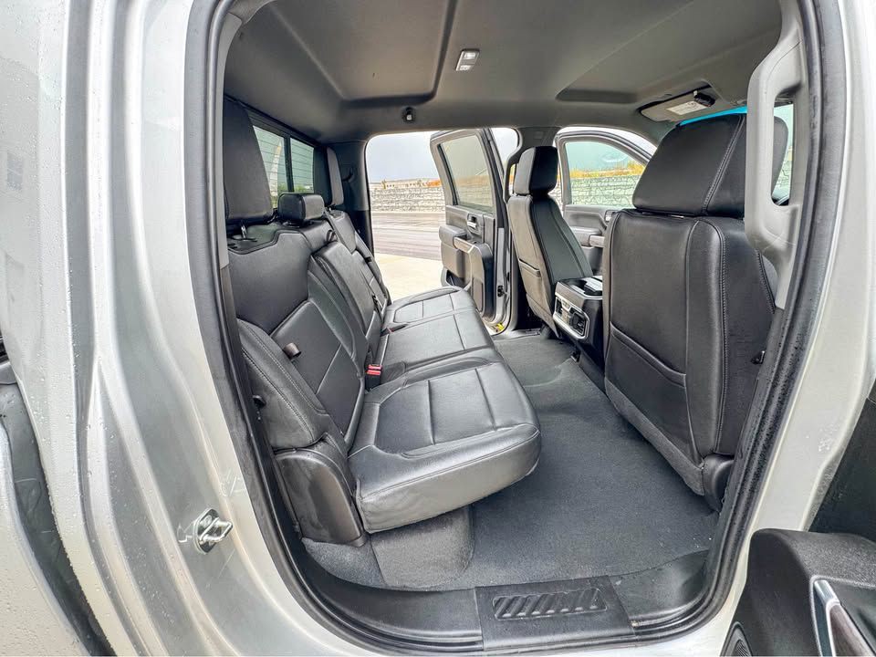 2022 Chevrolet Silverado 1500 Image 12