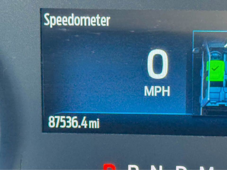 2023 Ford F-250 Image 2