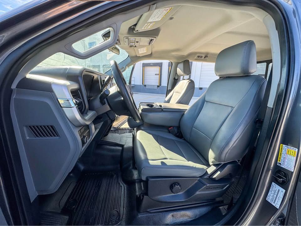 2023 Ford F-250 Image 8