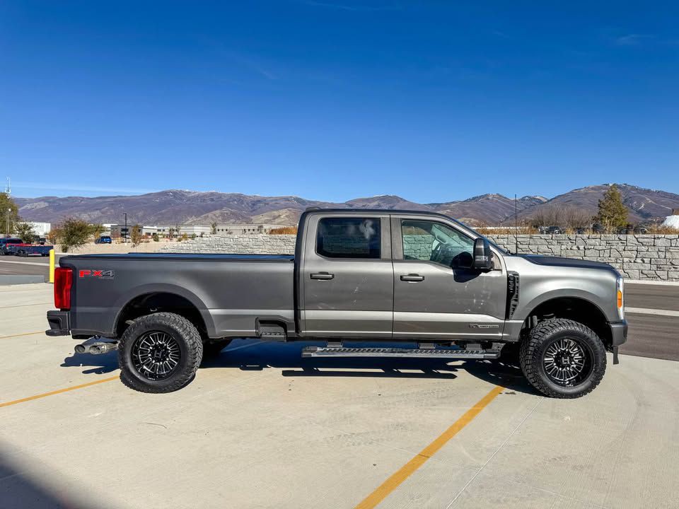 2023 Ford F-250 Image 17