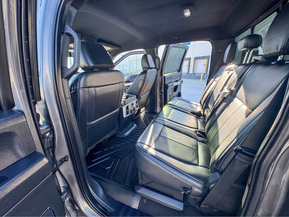 2022 Ford F-350 Image 6