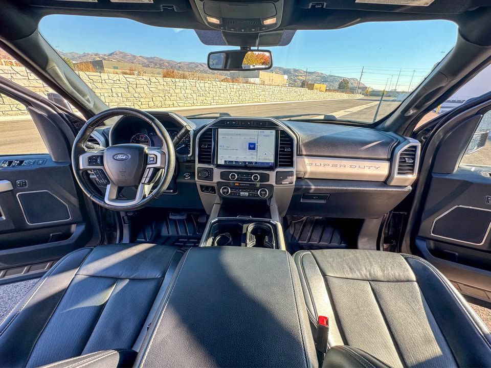 2022 Ford F-350 Image 8