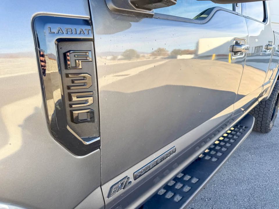 2022 Ford F-350 Image 12