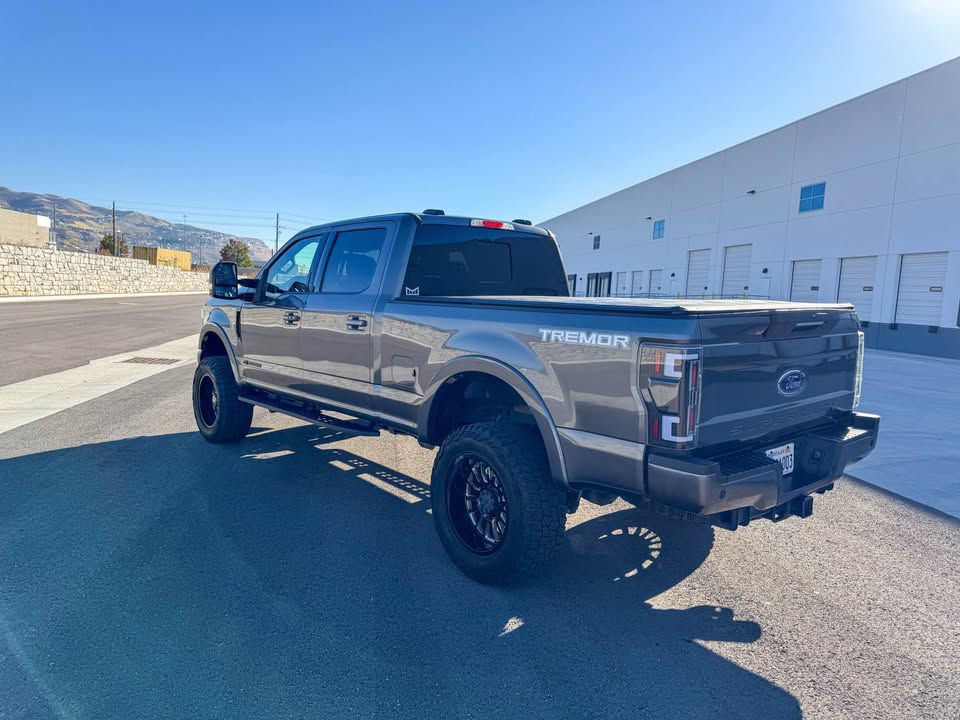 2022 Ford F-350 Image 14