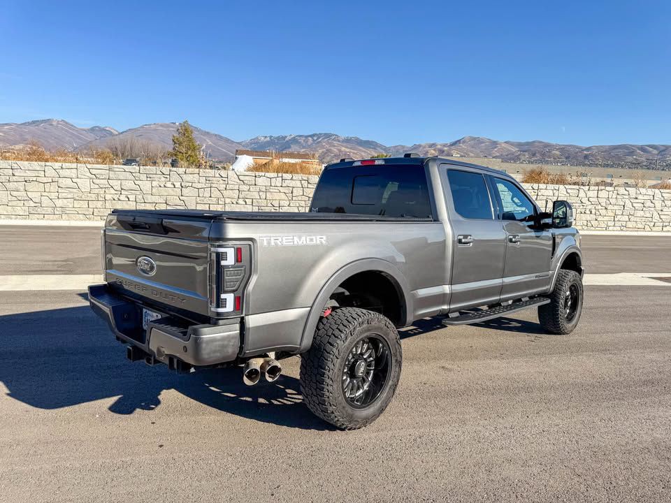 2022 Ford F-350 Image 17