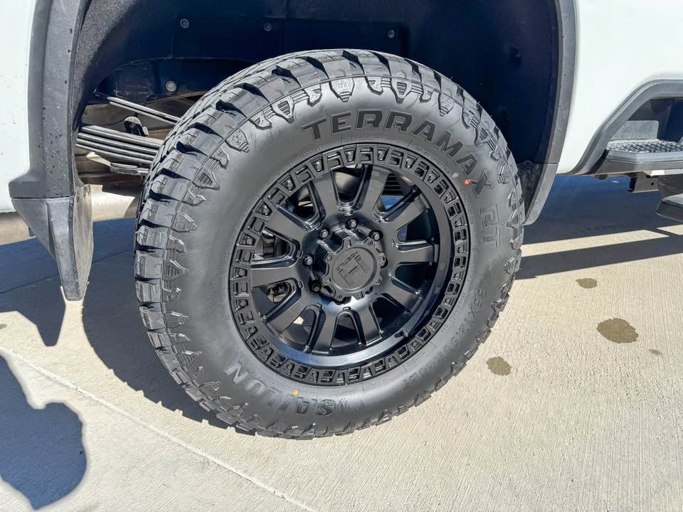 2024 Chevrolet Silverado 1500 Image 4