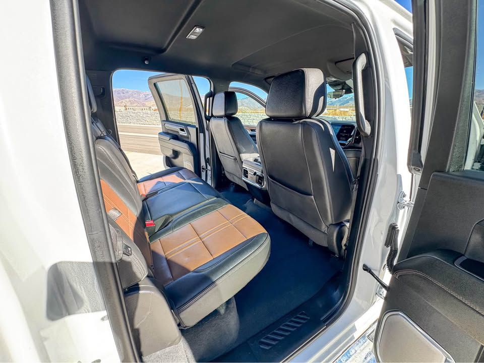 2024 Chevrolet Silverado 1500 Image 9