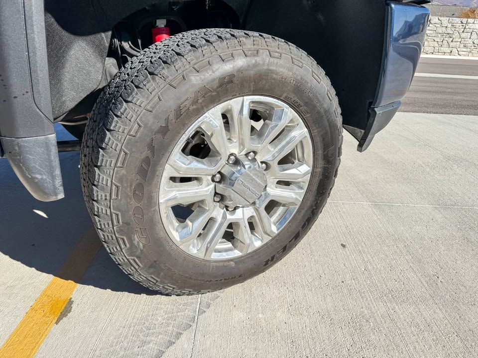 2022 GMC Sierra Image 11