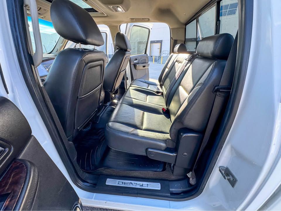 2011 GMC Sierra Image 5