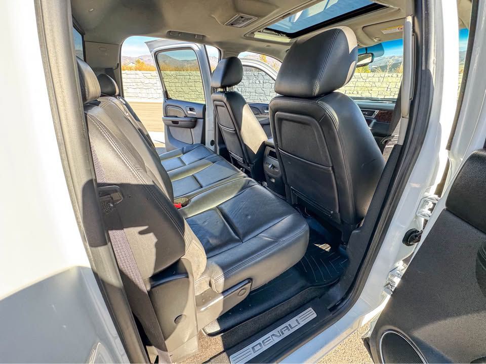 2011 GMC Sierra Image 7