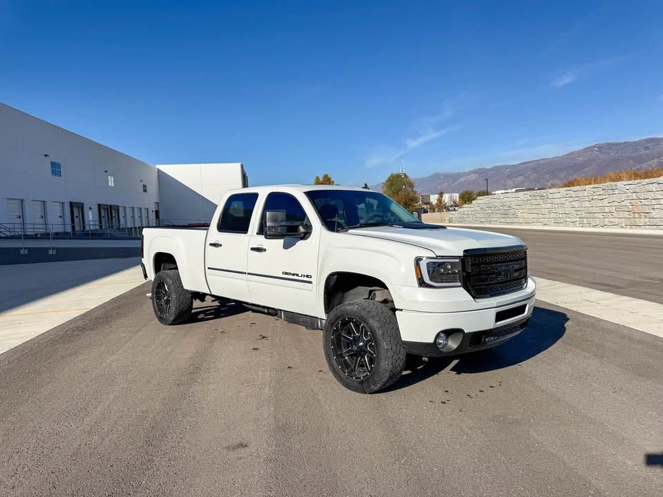 2011 GMC Sierra Image 14