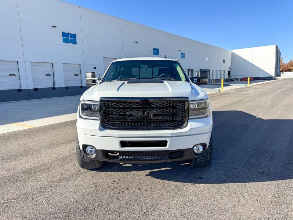 2011 GMC Sierra Image 15