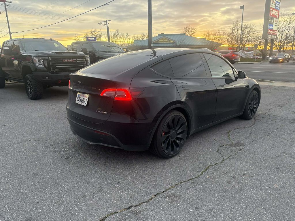 2022 Tesla Model Y Image 6