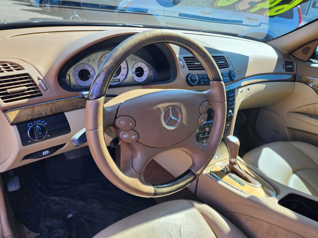 2008 Mercedes-Benz E-Class Image 9