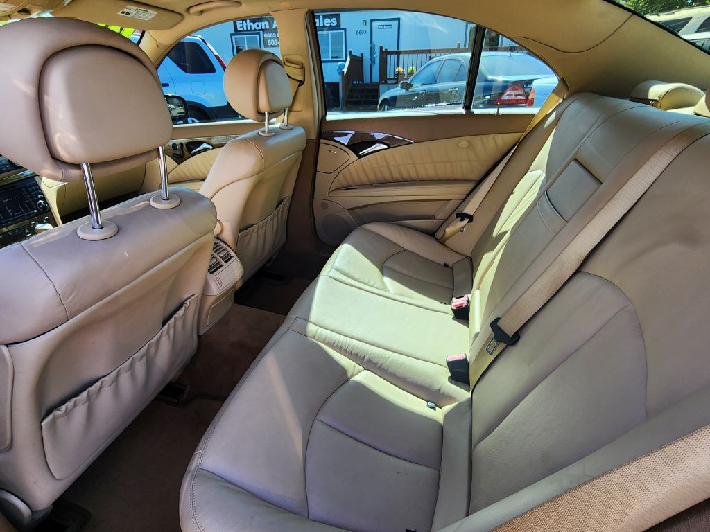 2008 Mercedes-Benz E-Class Image 13