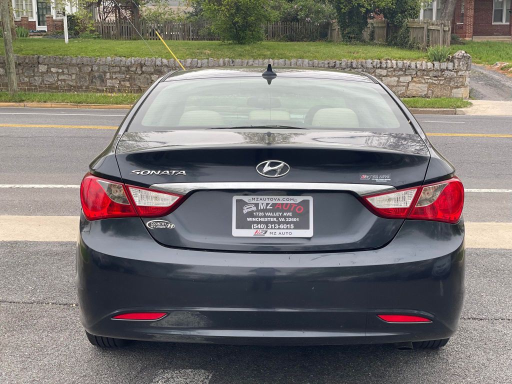 2013 Hyundai Sonata Image 5