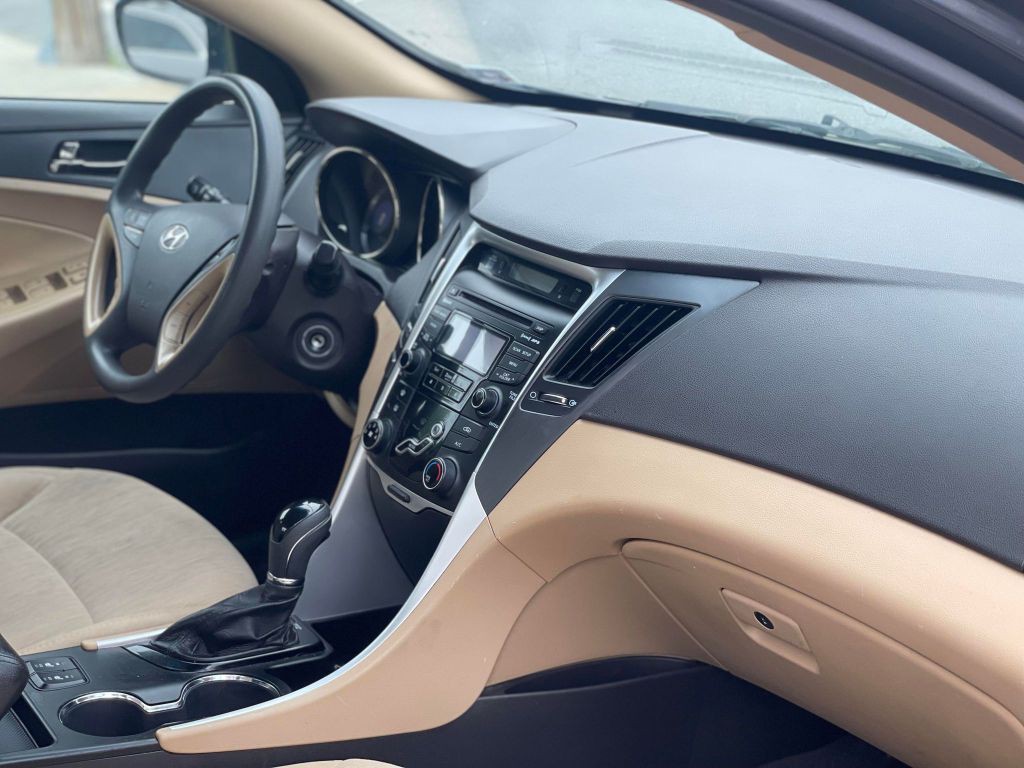 2013 Hyundai Sonata Image 13