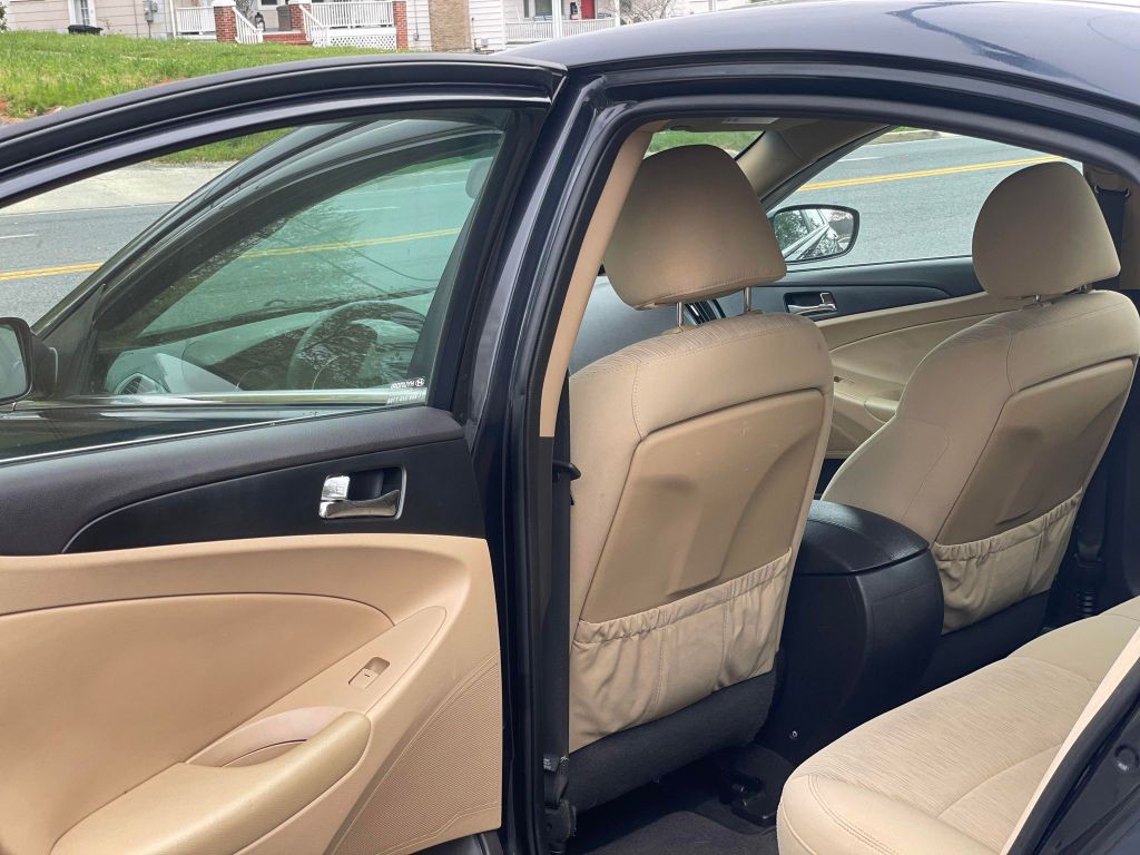 2013 Hyundai Sonata Image 18