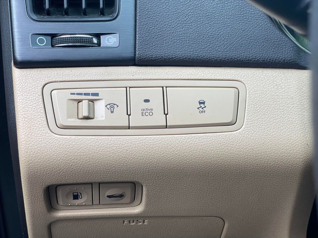 2013 Hyundai Sonata Image 27