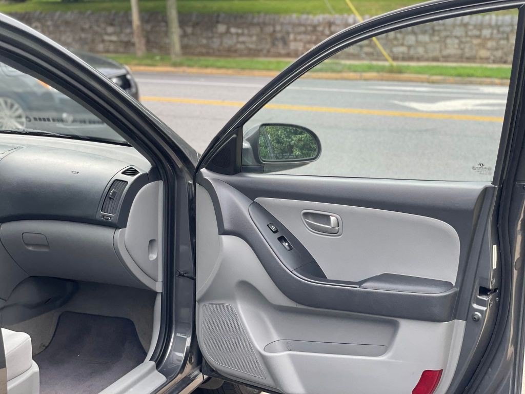 2007 Hyundai Elantra Image 13