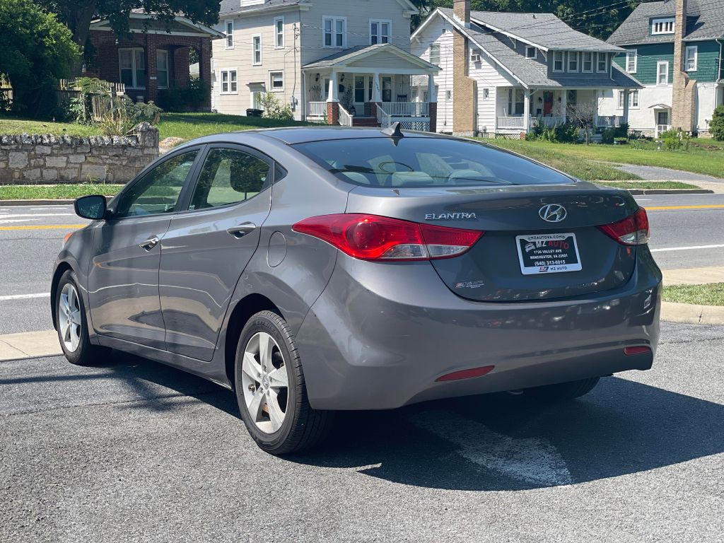 2012 Hyundai Elantra Image 4