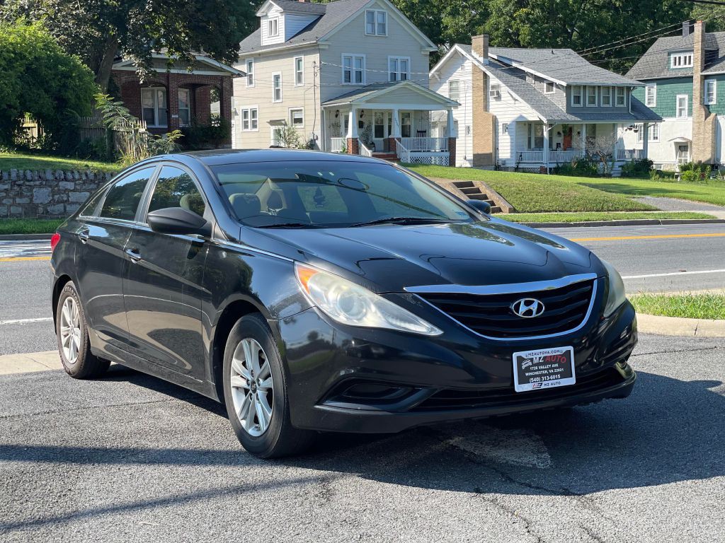 2011 Hyundai Sonata Image 1
