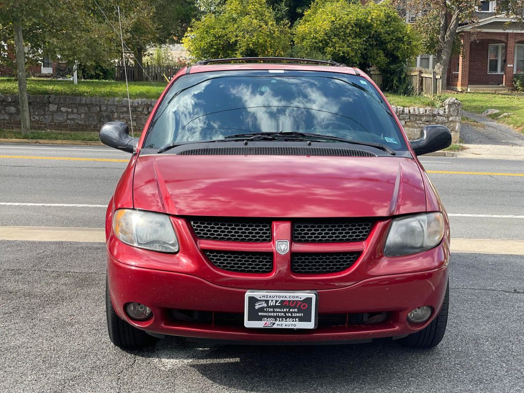 2004 Dodge Grand Caravan Image 2