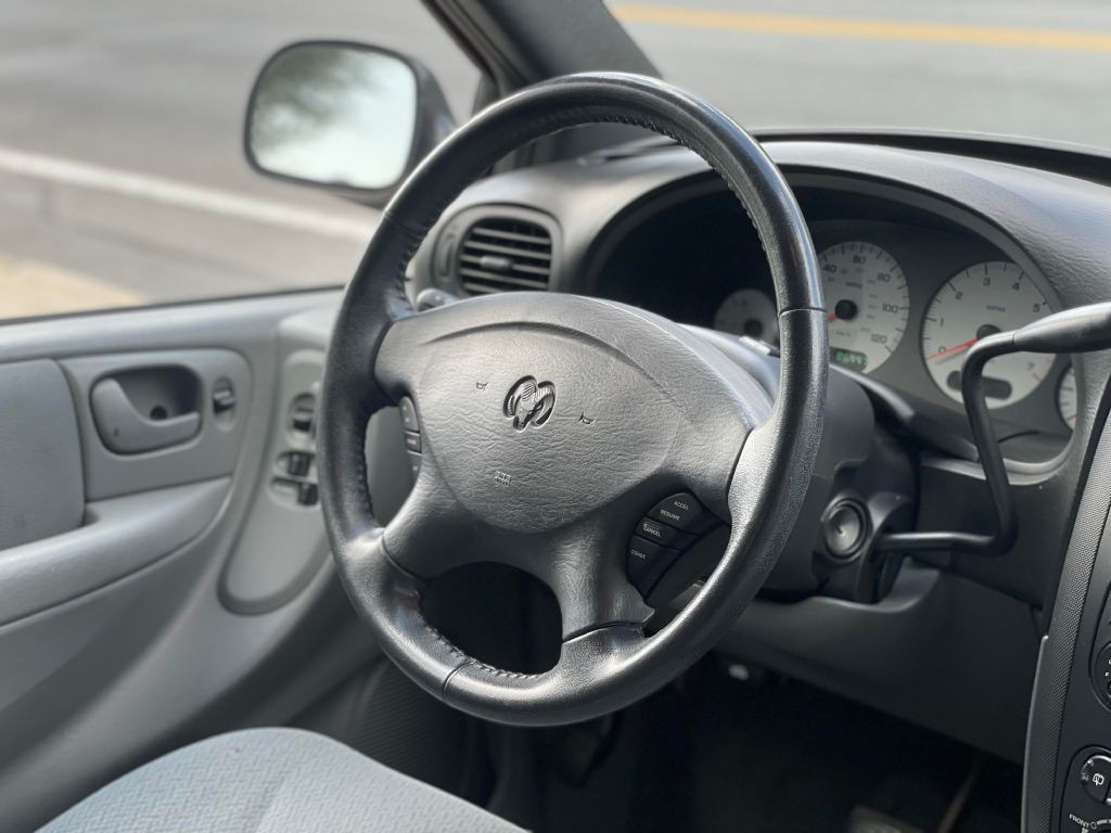 2004 Dodge Grand Caravan Image 14