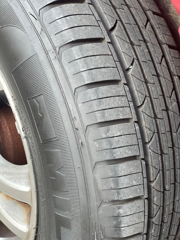 2004 Dodge Grand Caravan Image 27