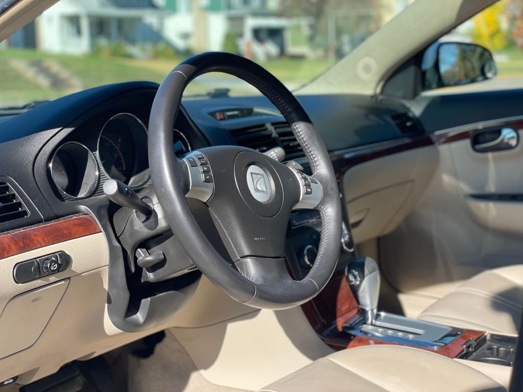 2009 Saturn Aura Image 8