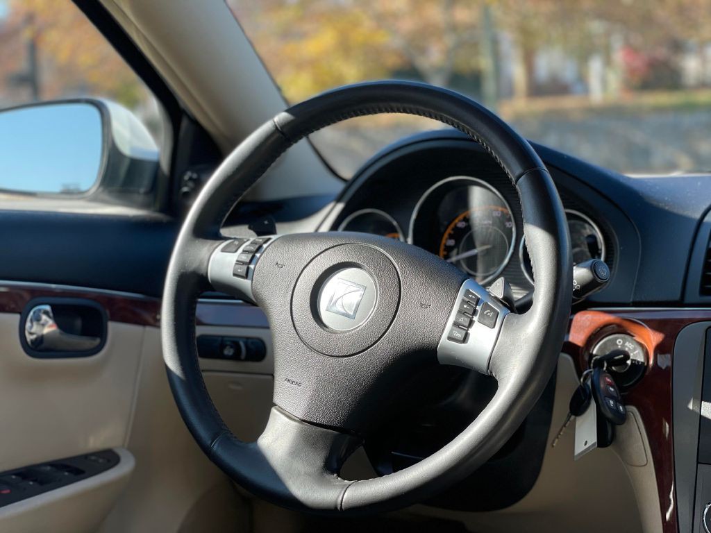 2009 Saturn Aura Image 16