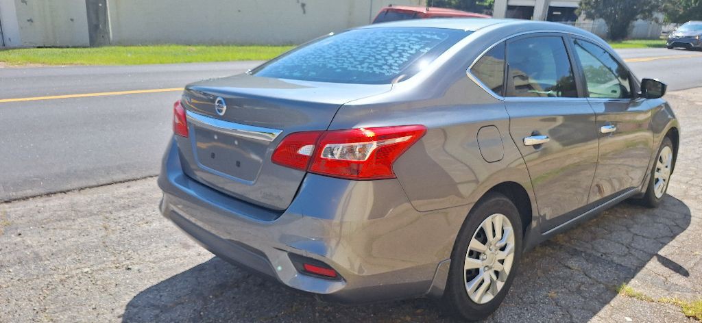 2017 Nissan Sentra Image 6