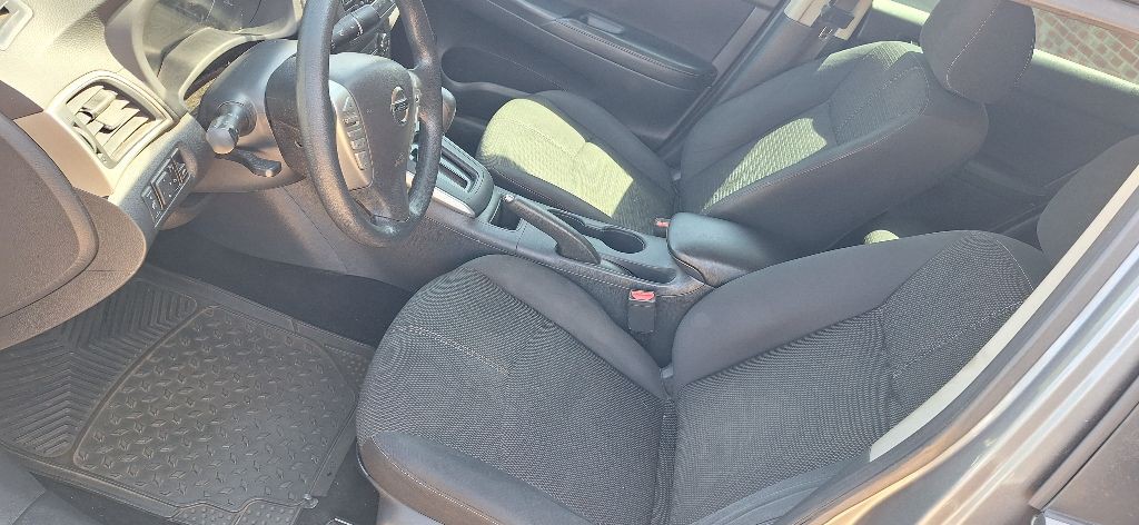 2017 Nissan Sentra Image 7