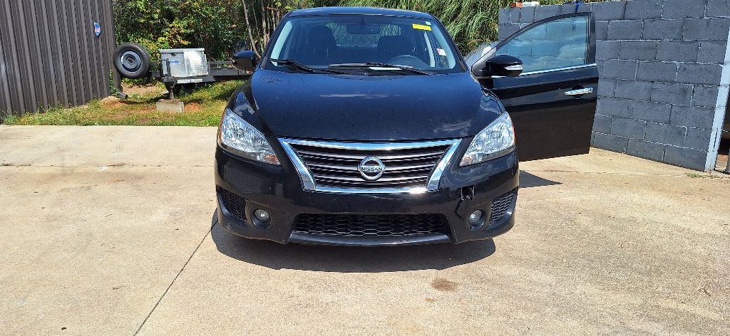 2015 Nissan Sentra Image 1