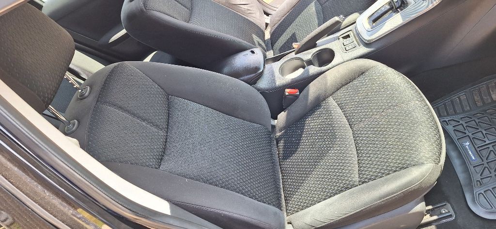 2015 Nissan Sentra Image 2